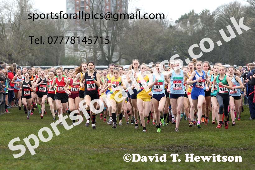 Intermediate girls, 2020 New Balance English Schools Champs., Sefton Park, Liverpool. Photo: David T. Hewitson/Sports for All Pics